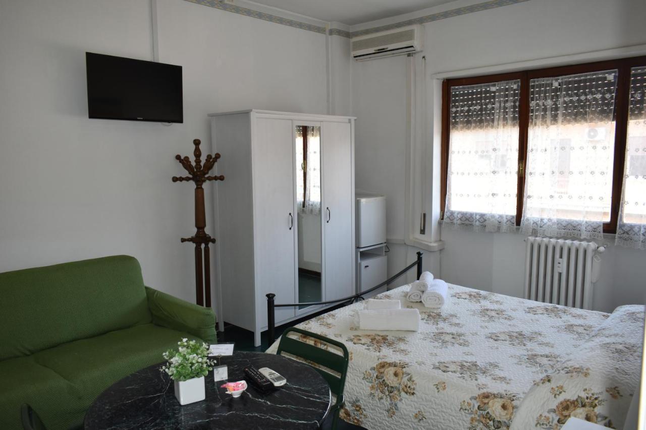 B&B La Cubanina Rome Bagian luar foto